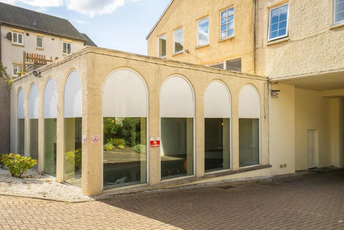 Central Bright 3 Bed Flat With Pool & Parking Edinburgh Exterior photo