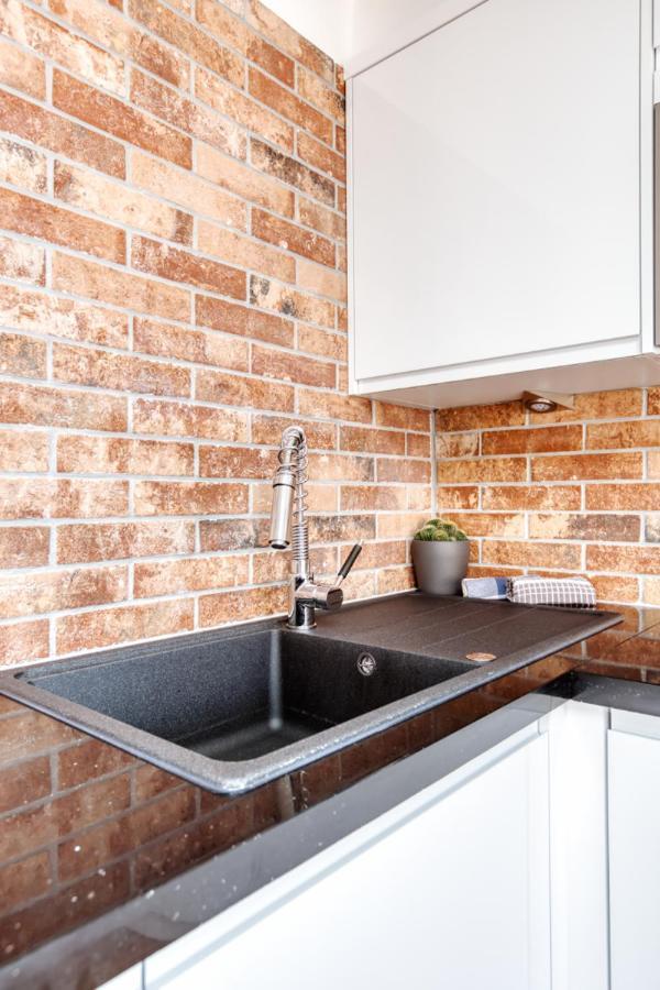 Central Bright 3 Bed Flat With Pool & Parking Edinburgh Exterior photo